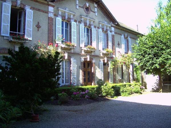 Le Castel Hotel Mailly-le-Château Exterior foto